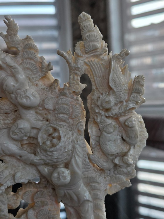 Image 1 of 20th century sculpted group in white coral (ref 4121)