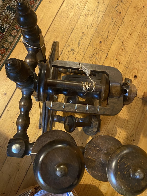 Image 1 of Spinnewiel