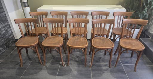 Juego de 10 sillas de bistró Fischel vintage, década de 1970. – eetkamerstoelen, Wood