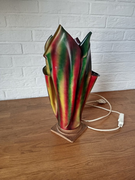 Image 1 of Lampada da tavolo in stile Georgia Jacob.