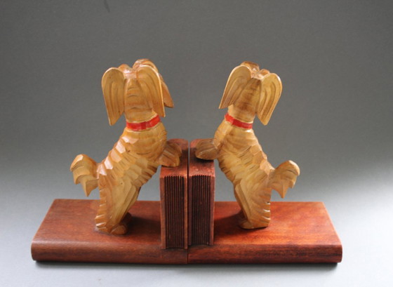 Image 1 of Serre-livres en bois sculpté à la main représentant des terriers écossais, vintage