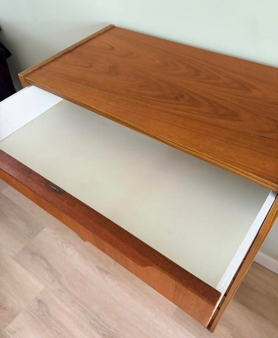 Image 1 of Deense ladekast, teakfineer kastje, Steens furniture