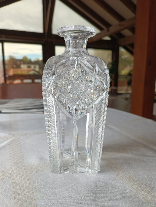 Bottiglia di whisky in vetro tagliato inglese con tappo