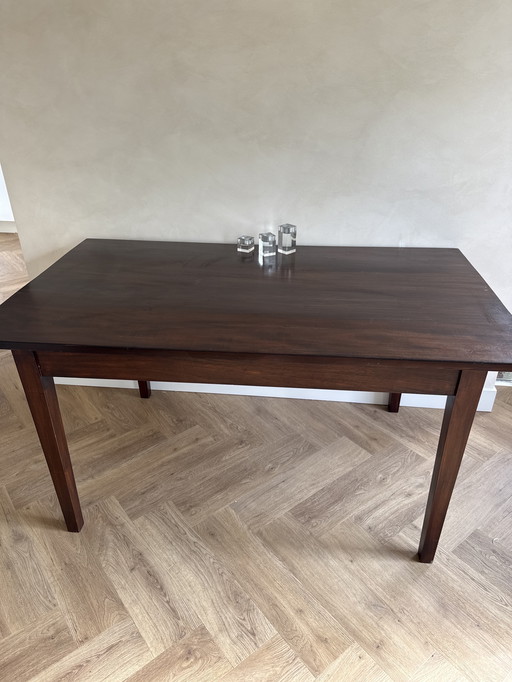 Table en bois massif