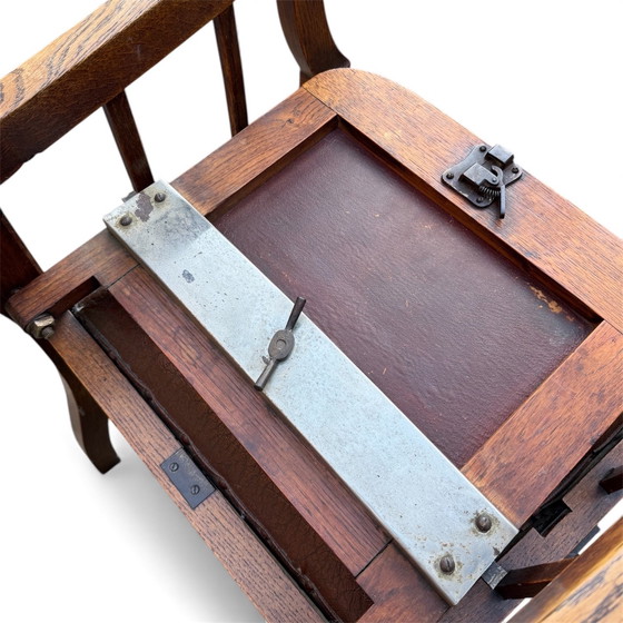 Image 1 of Vintage Kappersstoel ca.1910