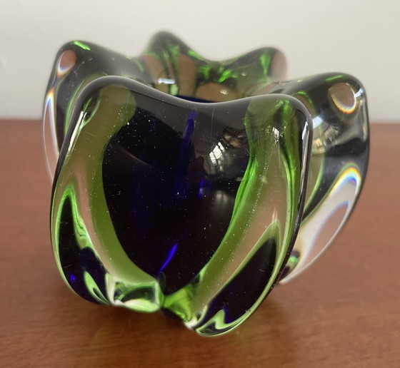 Image 1 of Murano - star-shaped green and cobalt blue glass candlestick