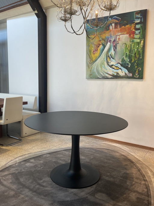 Leolux Columna dining table Black 130 NEW