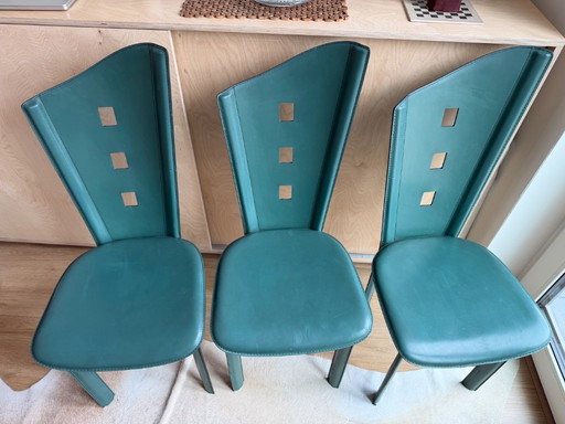 4 Stühle im italienischen Design in der Farbe Türkis/Petrol