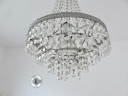 Lampadario a forma di mongolfiera con gocce di cristallo