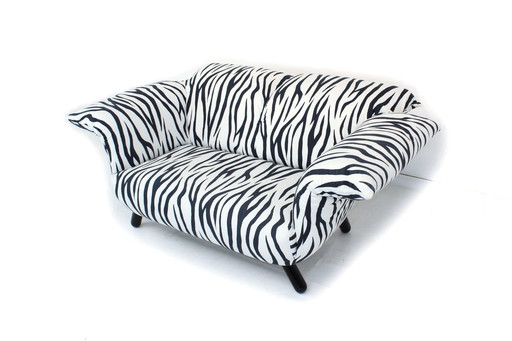 as new! Zebra Designer Sofa "Bilbo" by Gianfranco Gualtierotti for Edra Italy with foldable armrests and backrests