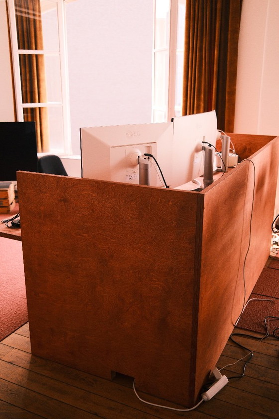 Design Bureau - Berkenhout - 215cm X 138cm – Wood (photo 22 of 25)