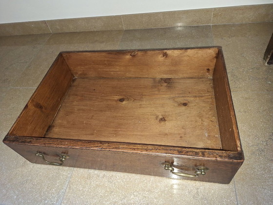 Image 1 of Armario antiguo para ropa blanca con 2 cajones grandes.