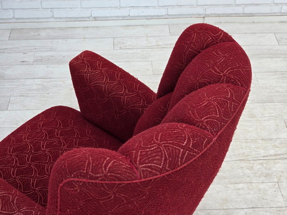 Image 1 of Anni '60, poltrona danese, tessuto originale rosso per mobili.