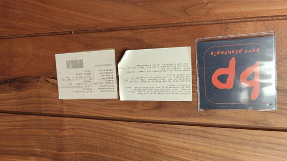 Image 1 of Bert Plantagie Table de salle à manger en bois