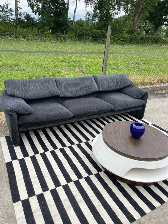 Image 1 of Cassina Maralunga 3 plazas