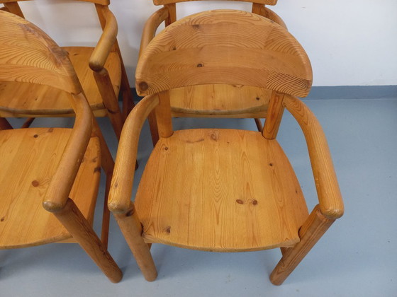 Image 1 of Set van 6 vintage Scandinavische Rainer Daumiller fauteuils van grenenhout uit de jaren 70.
