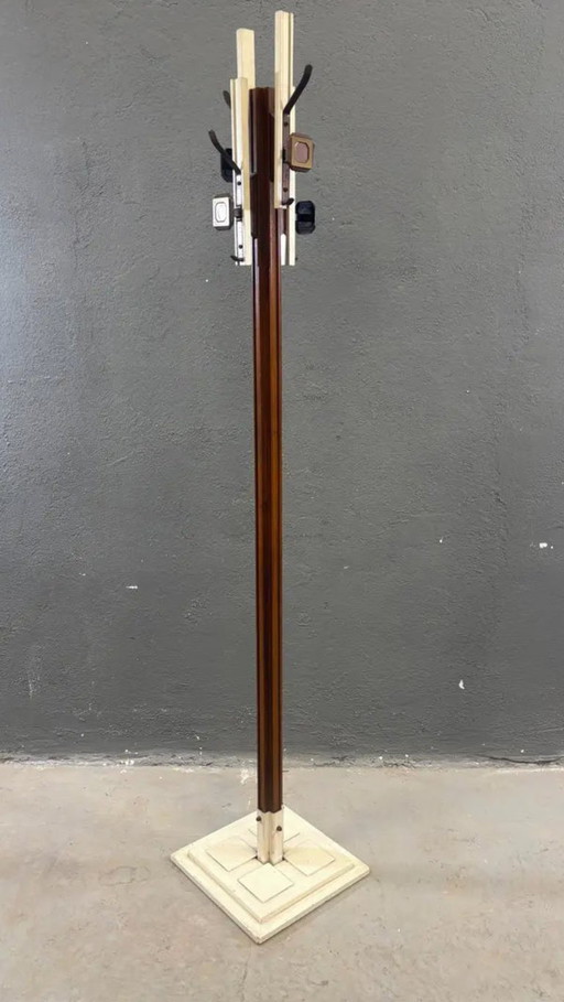 Kapstok in mid-century stijl, hout en roestvrij staal, van Carlo De Carli voor FIARM, jaren 60, Italië