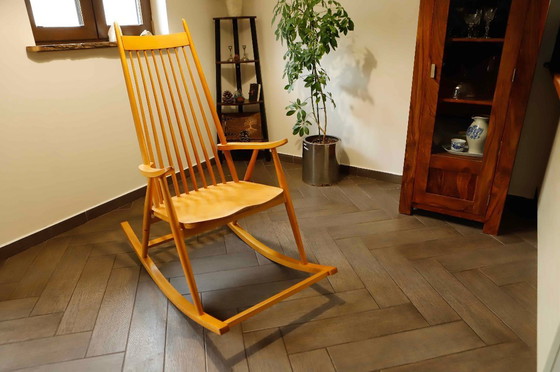Image 1 of Varjosen Puunjalostus Schommelstoel