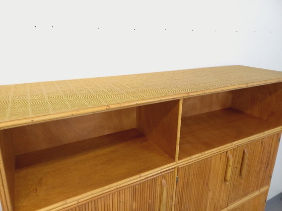 Image 1 of Mobile contenitore vintage in rattan e legno chiaro degli anni '60