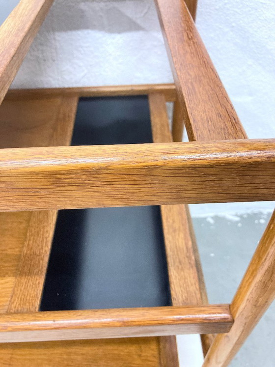 Image 1 of Dyrlund serveerwagen van eikenhout en resopal, Deens design uit de jaren 60/70.