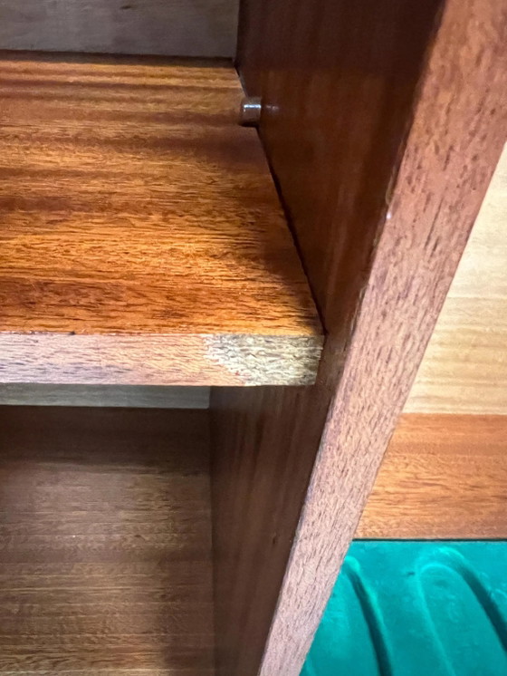 Mid Century Wäscheschrank / Waffenschrank für 5 Langwaffen und diverses Zubehör im klassischen Design, ohne (photo 11 of 12)