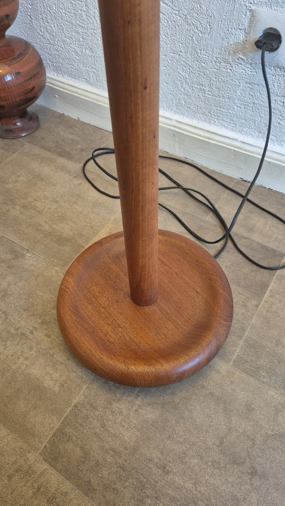 Vintage teakhouten vloerlamp | Scandinavisch design uit het midden van de vorige eeuw – Vloerlampen, Wood (photo 14 of 16)