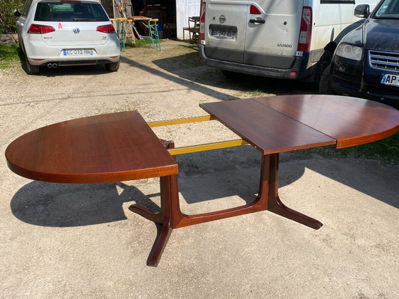 Image 1 of Baumann round oval extendable Scandinavian table in rosewood with 2 extensions, length 166 to 256cm, an60