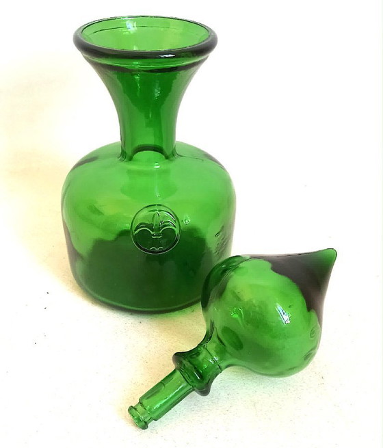 Image 1 of Carafe avec bouchon Empoli vert Années 70 Hauteur 27 cm