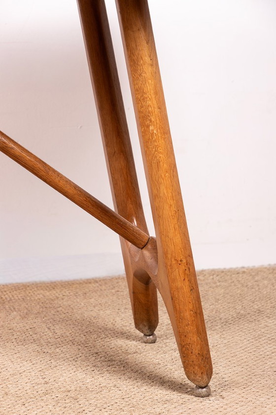Image 1 of Gran mesa de comedor extensible de roble, diseñada por Guillermo y Chambron para Votre Maison en 1960.