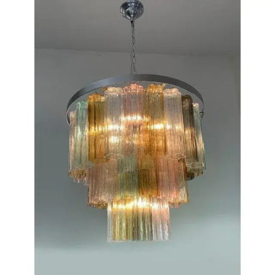 Image 1 of Hedendaagse veelkleurige Tronchi Murano glazen kroonluchters - een paar