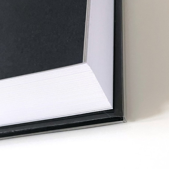 Image 1 of Taschen - Sammlerstück Mert Alas / Marcus Piggott