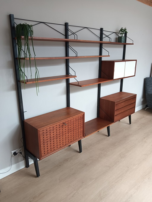 Wall unit cadovius for Royal System Denmark