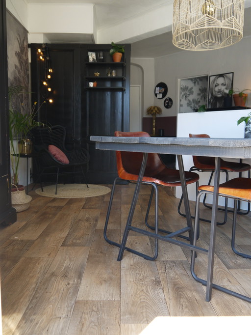 String Furniture Pocket Wandkast Zwart/Gebeitst Essen