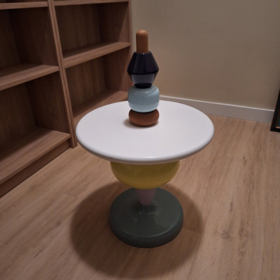 Image 1 of Table d'appoint Shuffle