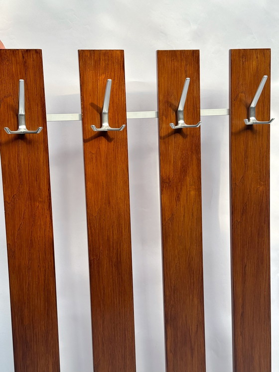 Image 1 of porte-manteau vintage du milieu du siècle | 20 crochets | Pastoe / Van Teeffelen Style | années 1960