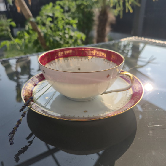Image 1 of Tasse et soucoupe en porcelaine de Limoges – France, années 50–60