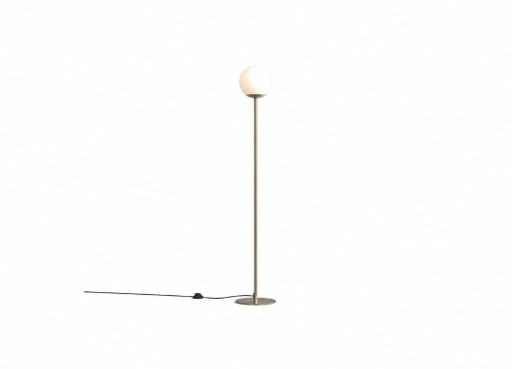 Frandsen Globe Stehleuchte aus Opalglas