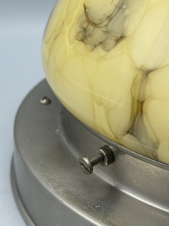 Image 1 of Vintage gemarmerde plafondlamp - elegantie in glas en metaal