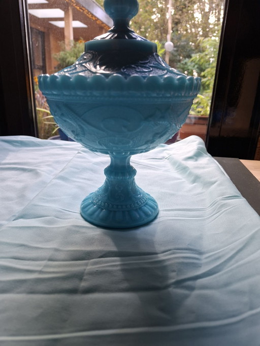 Bombonera de opalina