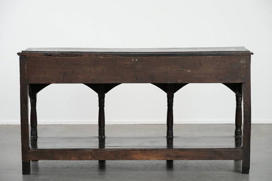 Image 1 of Antieke 18e eeuwse Engelse side table/dresser gemaakt van eikenhout 