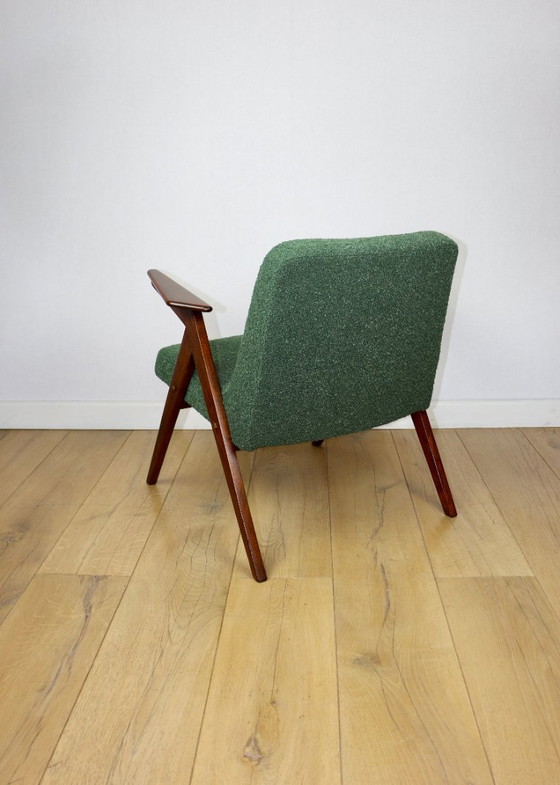 Image 1 of Poltrona Bunny, anni '70, bouclé verde, di J. Chierowski - 2 pezzi disponibili