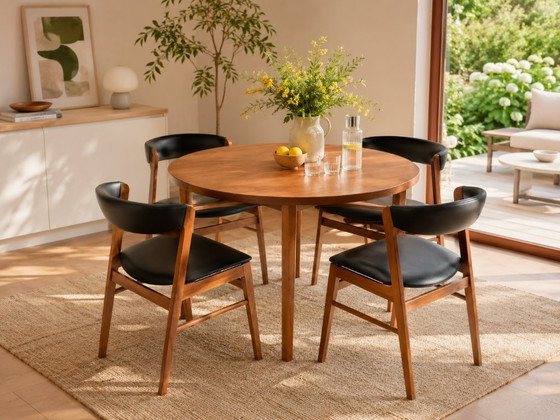Image 1 of 4 Deense teakhouten stoelen met bijpassende uitschuifbare tafel / jaren 60 / van Sax