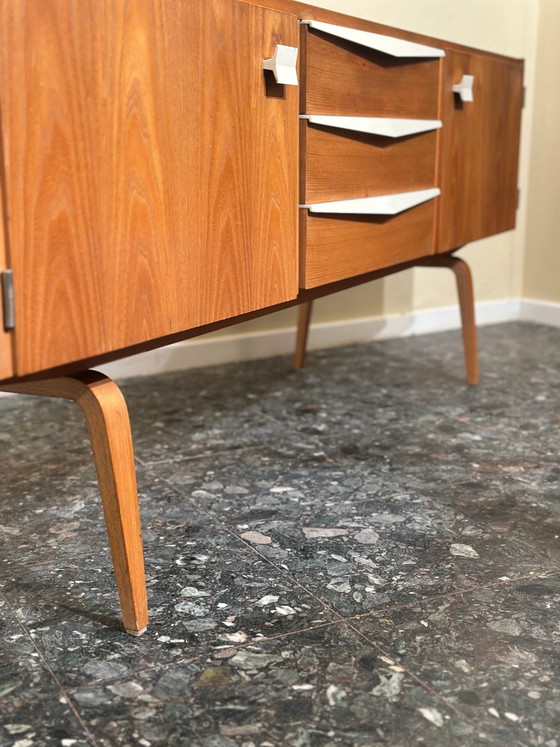 427/K Elm Sideboard for Hellerau – Ehrlich, Plastic, Glass, Modern (photo 7 of 9)