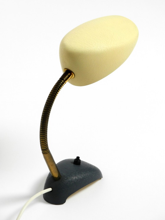 Image 1 of Magnifique petite lampe de table 1950S avec col de cygne en métal par Gebrüder Cosack Allemagne