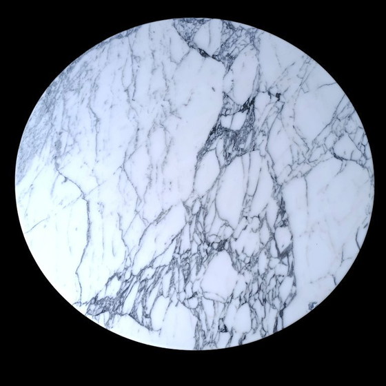 Image 1 of Rare 50cm h  x90cm diameter marmer Eero Saarinen Knoll International Tulip Lounge tafel
