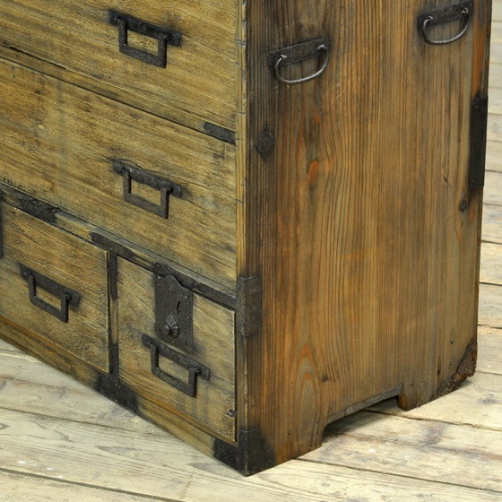 Image 1 of Commode japonaise Tansu, vers 1870