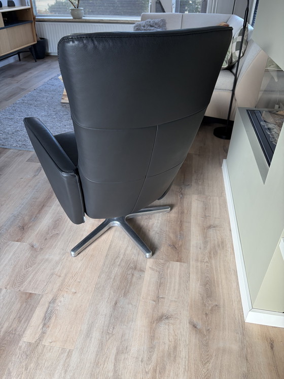 Framati Adjustable recliner chair – Leather, Metal (photo 2 of 5)