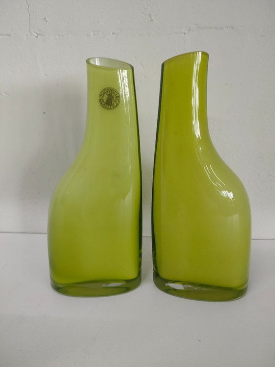 Elegant asymmetric Okkso Vases Ikea 90s, Glass, Green, Modern (photo 9 of 10)