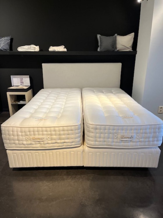 Image 1 of Bed Treca Louange