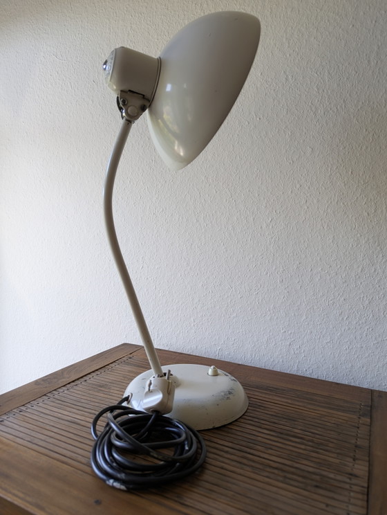 Image 1 of Lampe de table Kaiser Idell 6556 Super – Bauhaus d'origine, avec poinçon de certification 1979